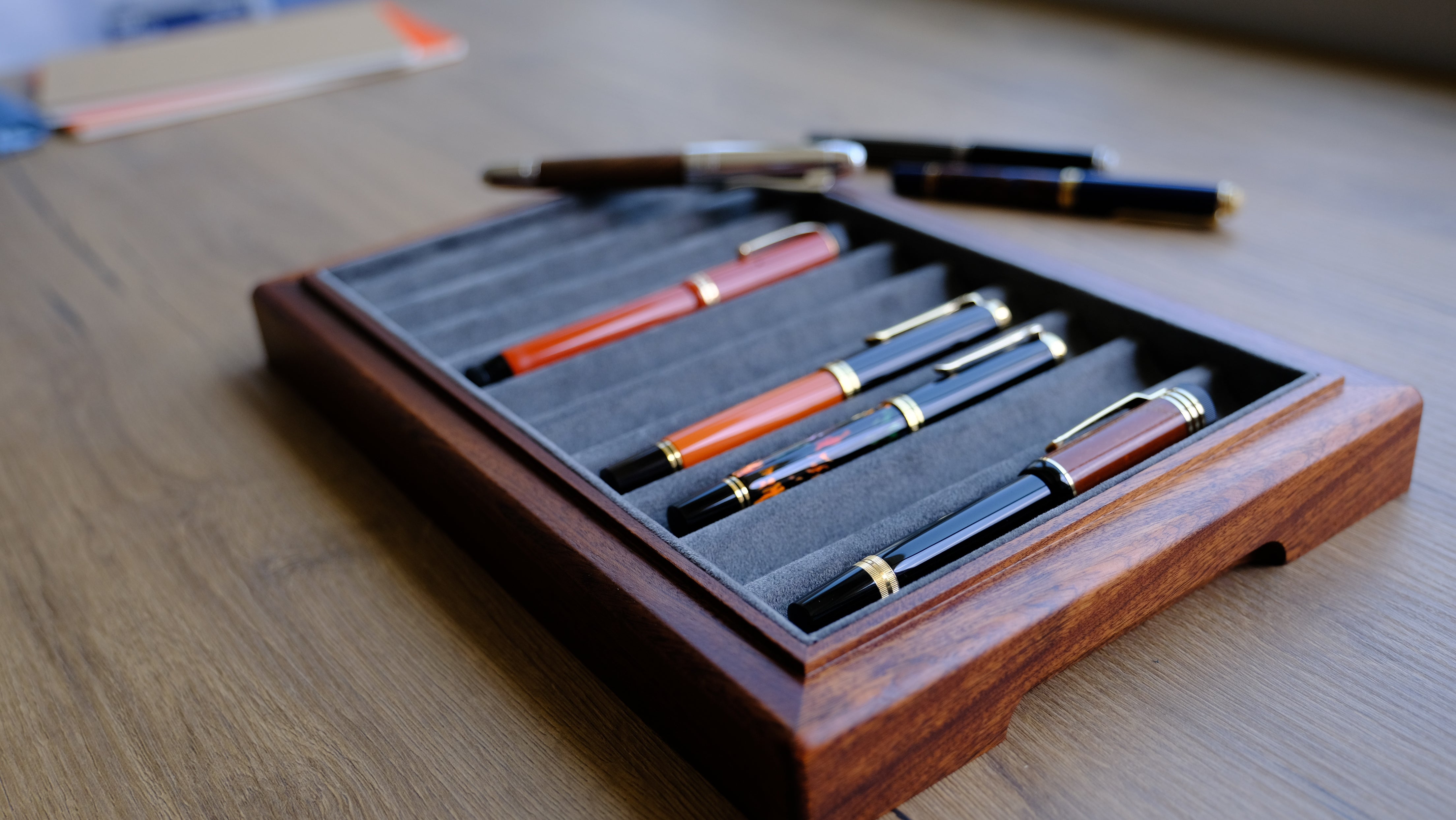 筆記具 STACK & STORE WOOD PEN TRAY WOOD LID Stack & Store Wood Pen Display Box - Holds 11 Pens | Galen Leather