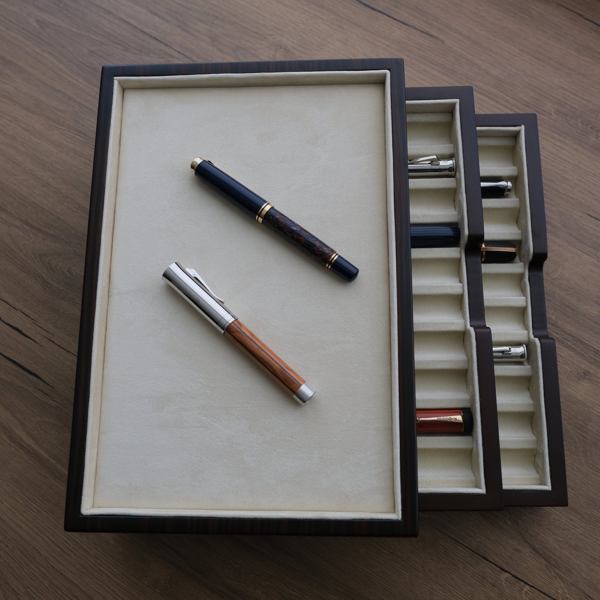 A006 - PEN STORAGE BOX - 20 PENS