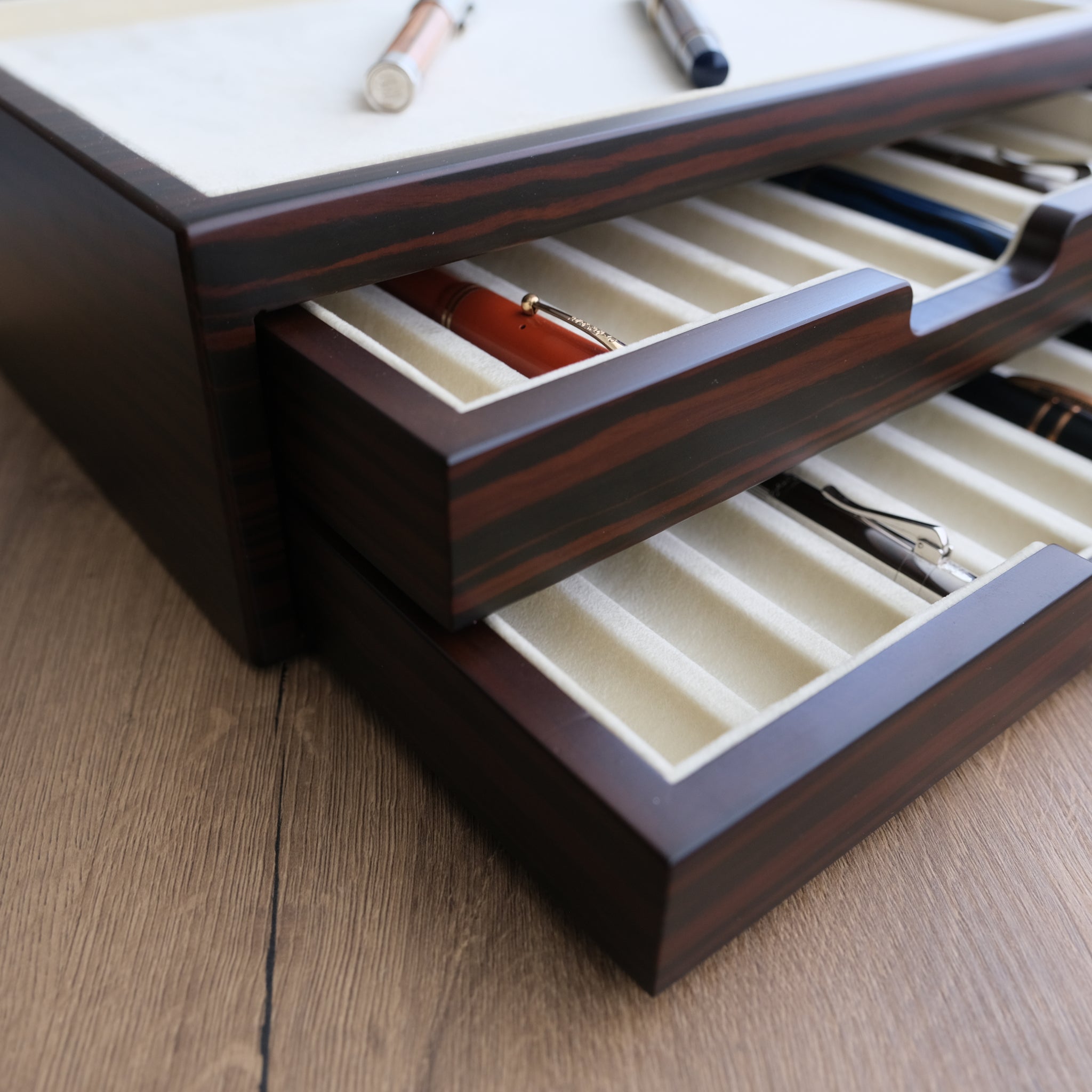 A006 - PEN STORAGE BOX - 20 PENS