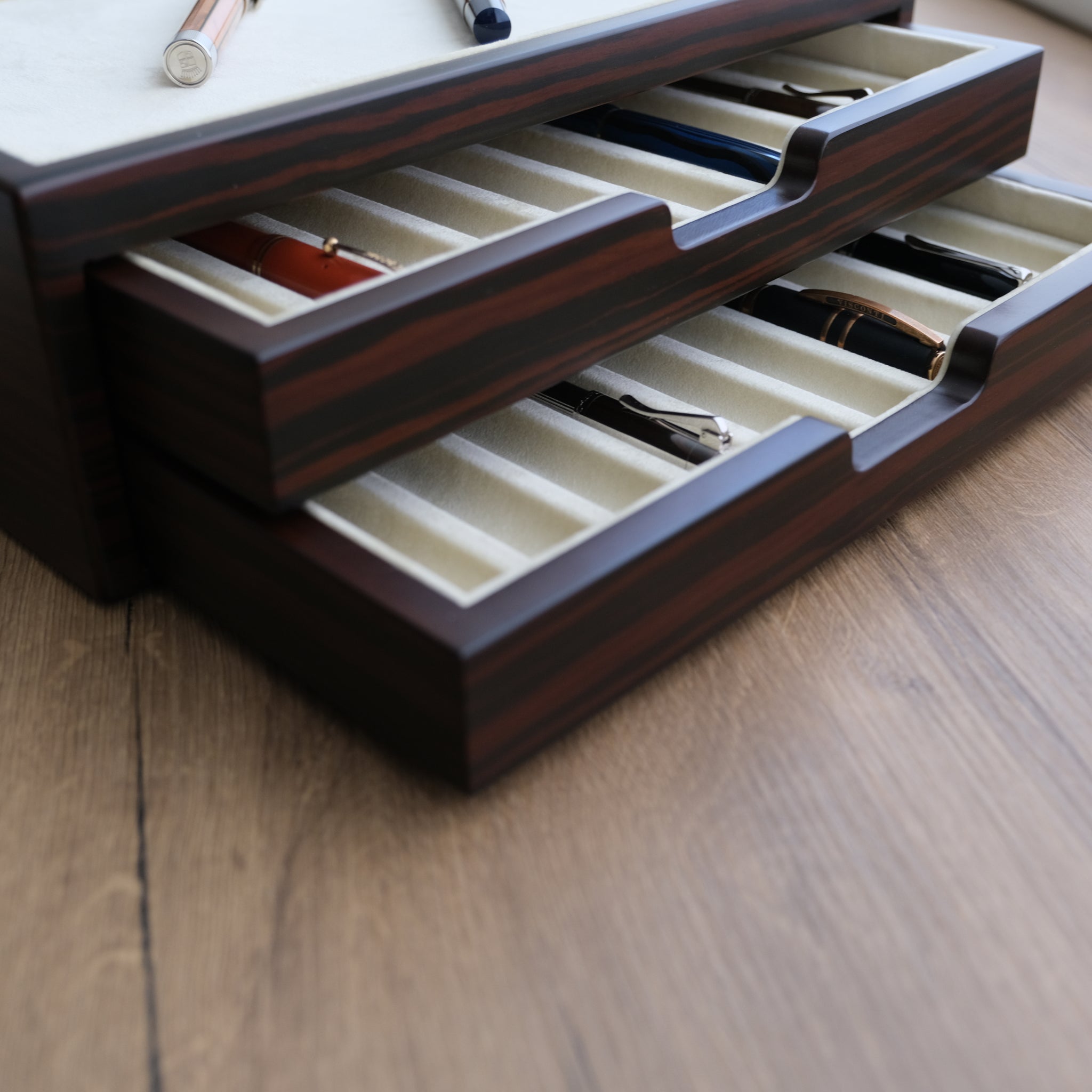 A006 - PEN STORAGE BOX - 20 PENS