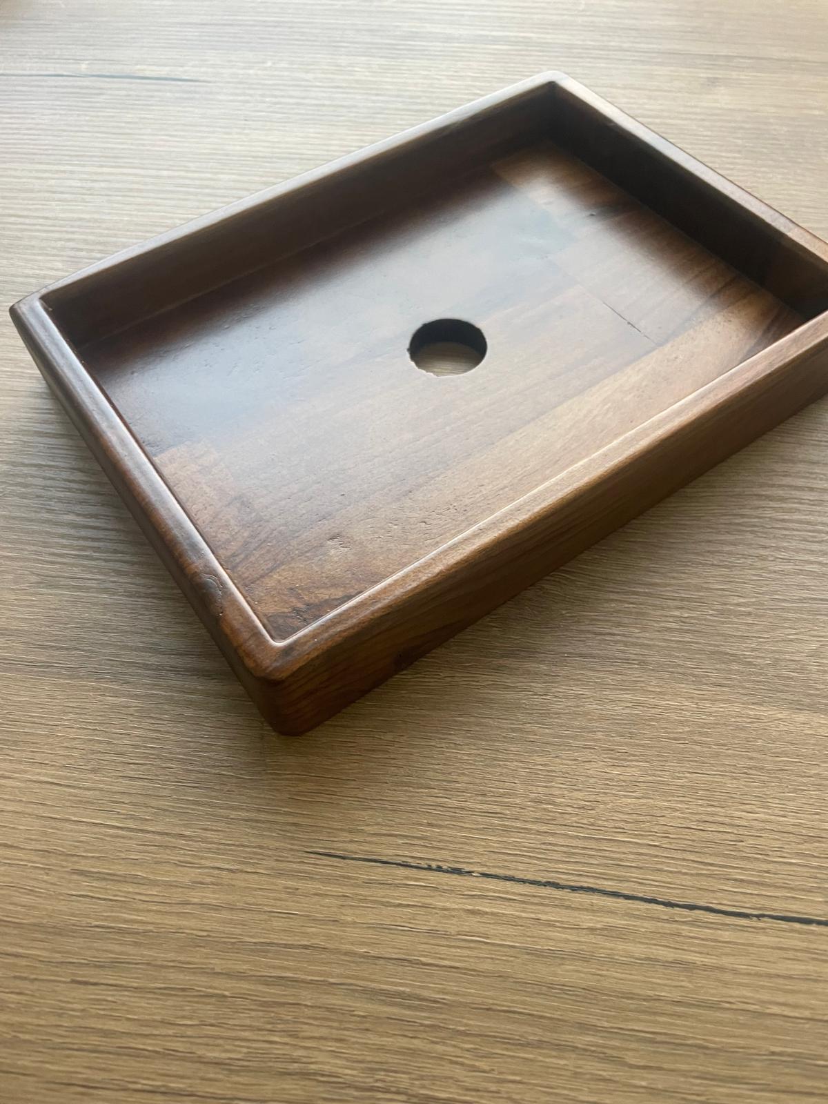 E003 - WALNUT TRAY